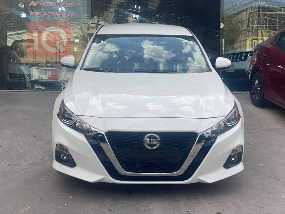 نیسان ئەلتیما